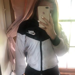 White Nike Windbreaker